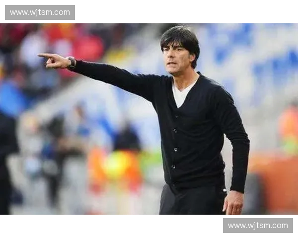 德国世界杯冠军辉煌历程回顾与球队崛起的关键因素分析 德国世界杯冠军辉煌历程回顾与球队崛起的关键因素分析